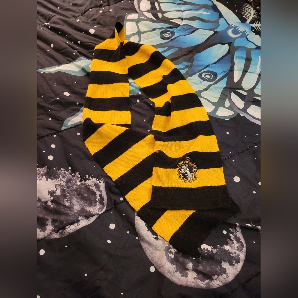 Collectible Hufflepuff House Crest Winter Scarf